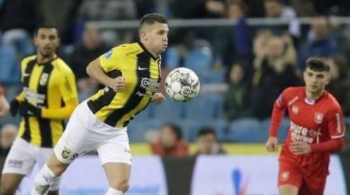 球队的中场 球队的中场